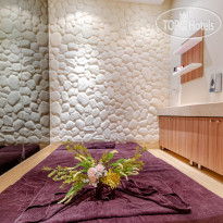 Serenity Alma Heights massage room