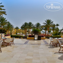 Amwaj Oyoun Resort & Casino 