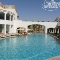 Infinity pool в Reef Oasis Blue Bay Resort & Spa 5*