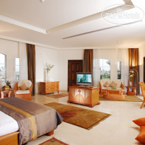 Jolie Ville Royal Peninsula Hotel & Resort 