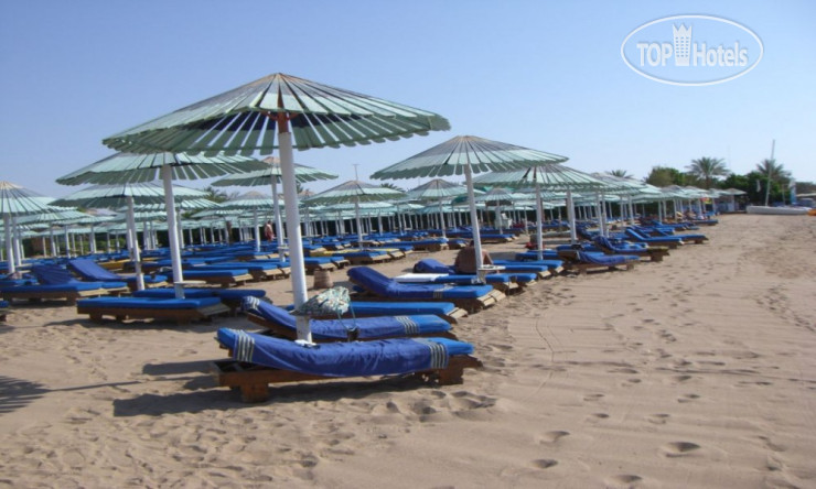Пляж в Fortune Aquapark & Resort Naama Bay