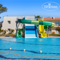 DoubleTree by Hilton Sharks Bay Resort