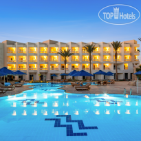 DoubleTree by Hilton Sharks Bay Resort