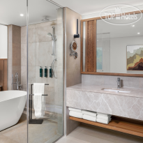 DoubleTree by Hilton Sharks Bay Resort