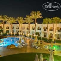 Xperience St. George Homestay бассейн с ночным освещением