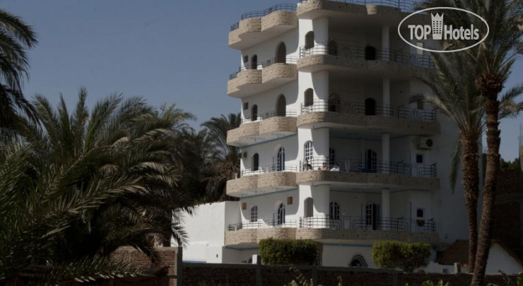Фотографии отеля  Luxor Family Apartments 