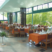 Carpati Ресторан