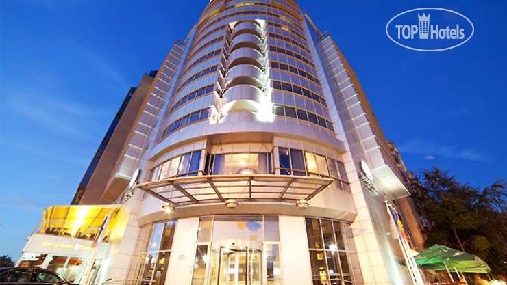 Фотографии отеля  DoubleTree by Hilton Hotel Bucharest Unirii Square 4*