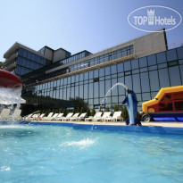 Mirage Snagov Hotel & Resort Отель и бассейн