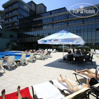 Mirage Snagov Hotel & Resort Отель и бассейн