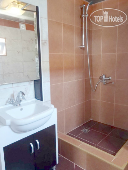 Kiparis Hostel