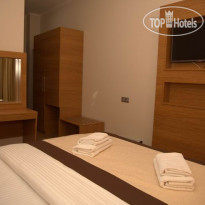 Leon Hotel