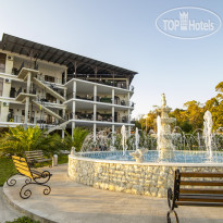 Hotel Black Sea Фонтан на территории парка