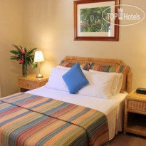 Clarion Suites Roatan at Pineapple Villas 