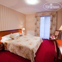 Hotel - Dworek Tryumf 