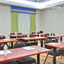 Holiday Inn Express Hotel & Suites Edmonton South
