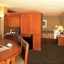 Coast Edmonton Plaza Hotel 