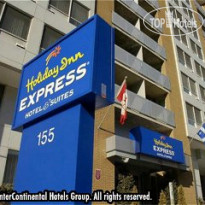 Holiday Inn Express Hotel & Suites Montreal 