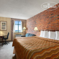 Travelodge Hotel Toronto Airport 