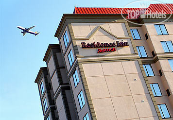 Фотографии отеля  Residence Inn Toronto Airport 3*