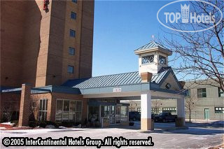 Фотографии отеля  Holiday Inn Express North York 3*