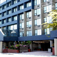 Quality Hotel Downtown-Inn at False Creek 3*