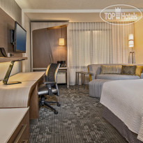 Courtyard by Marriott Winnipeg Airport 