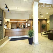 Howard Johnson Express Inn - Winnipeg West 