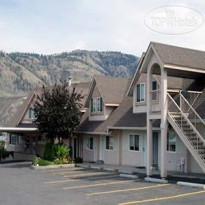 Econo Lodge Inn & Suites Kamloops Экстерьер отеля