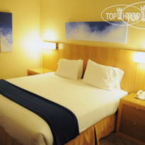 Holiday Inn Express Hotel & Suites Langley 