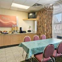 Days Inn and Conference Center - Penticton 