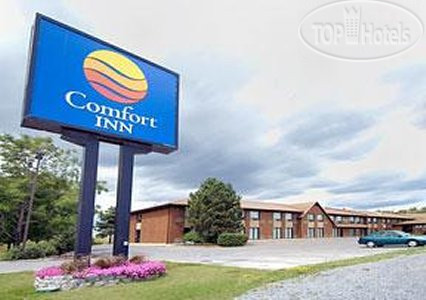 Фотографии отеля  Comfort Inn Hwy. 401 2*