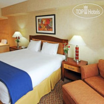 Holiday Inn Express Hotel & Suites Brampton 