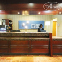 Holiday Inn Express Hotel & Suites Brampton 