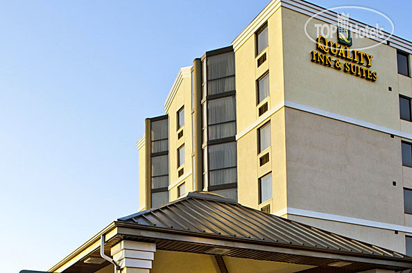Фотографии отеля  Quality Inn & Suites Bay Front 3*