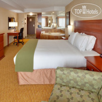 Holiday Inn Express Hotel & Suites Clarington - Bowmanville 