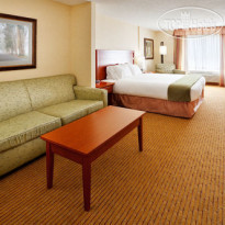 Holiday Inn Express Hotel & Suites Clarington - Bowmanville 