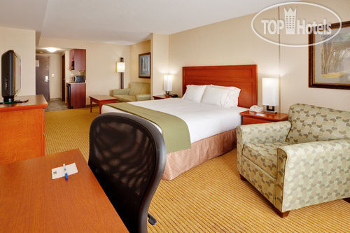 Новые добавленные фото туристов Holiday Inn Express Hotel & Suites Clarington - Bowmanville 3*