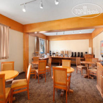 Travelodge Thunder Bay ON 