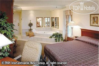 Фотографии отеля  Holiday Inn Select Oakville 4*