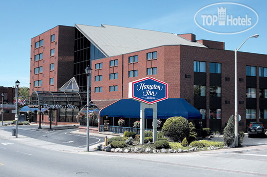 Фотографии отеля  Hampton Inn By Hilton at the Falls 3*