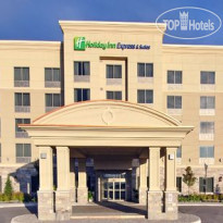 Holiday Inn Express & Suites Vaughan Southwest 