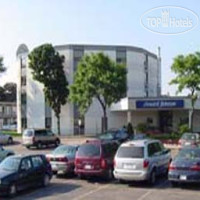 Howard Johnson Kitchener Conestoga 3*