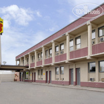 Super 8 Thunder Bay 