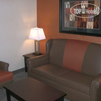 Holiday Inn Express & Suites Airport - Calgary