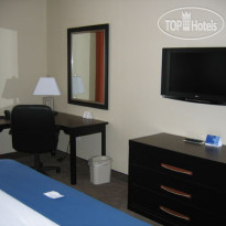 Holiday Inn Express & Suites Airport - Calgary