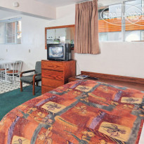 Rundle Manor Apartment 