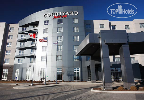 Фотографии отеля  Courtyard Calgary Airport 3*