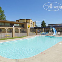 Super 8 Village Calgary AB 