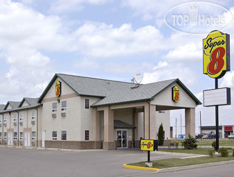 Фотографии отеля  Super 8 Wetaskiwin AB 3*